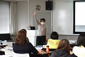 講師：日野久美子先生
